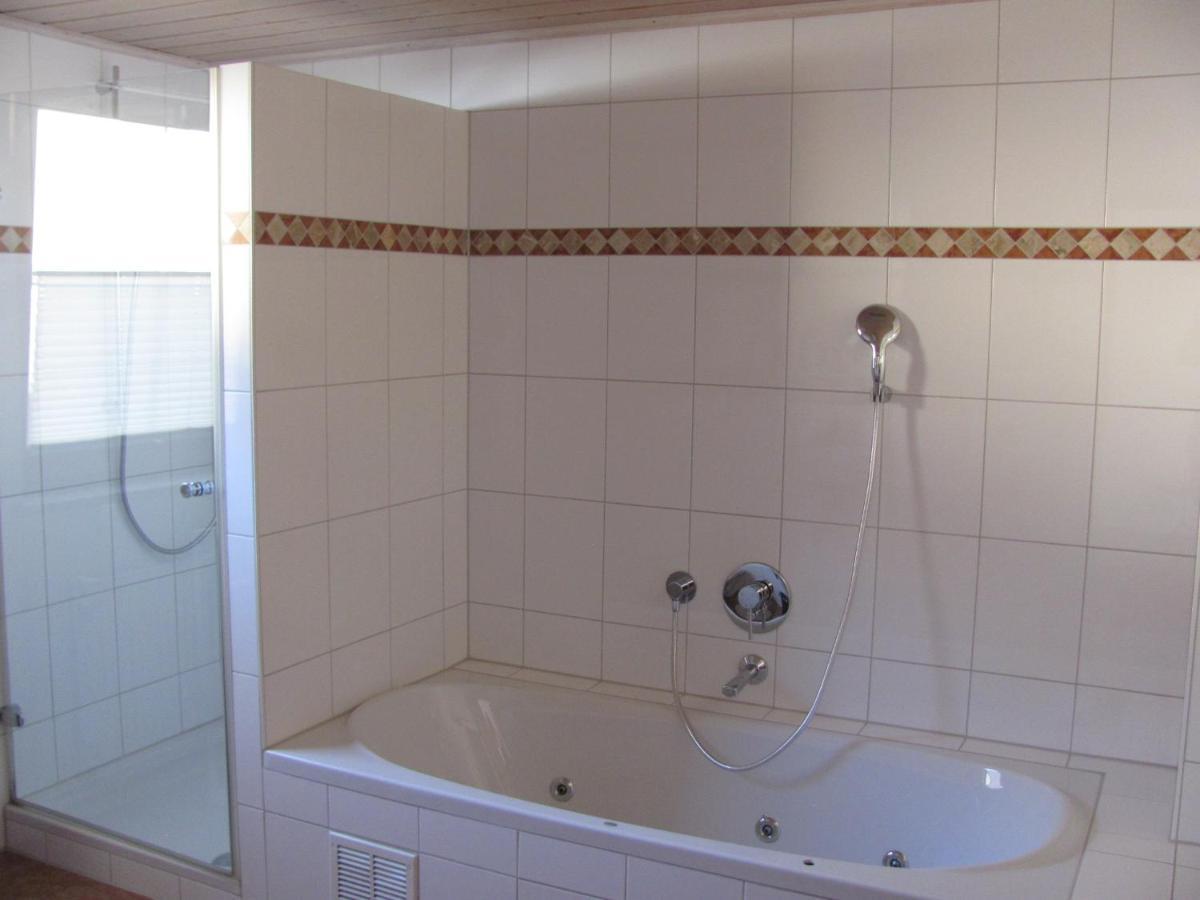 #7 Ferienhaus Mit Schlossblick Trunkelsberg Fuer Max 6 Personen,Kueche Komplett Eingerichtet, 2 Baeder 3 Schlafzimmer Top-Ausstattung Extérieur photo