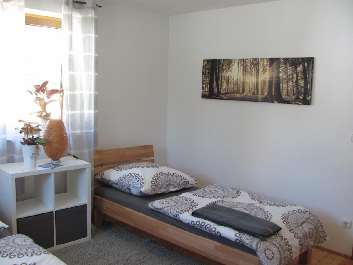 #7 Ferienhaus Mit Schlossblick Trunkelsberg Fuer Max 6 Personen,Kueche Komplett Eingerichtet, 2 Baeder 3 Schlafzimmer Top-Ausstattung Extérieur photo